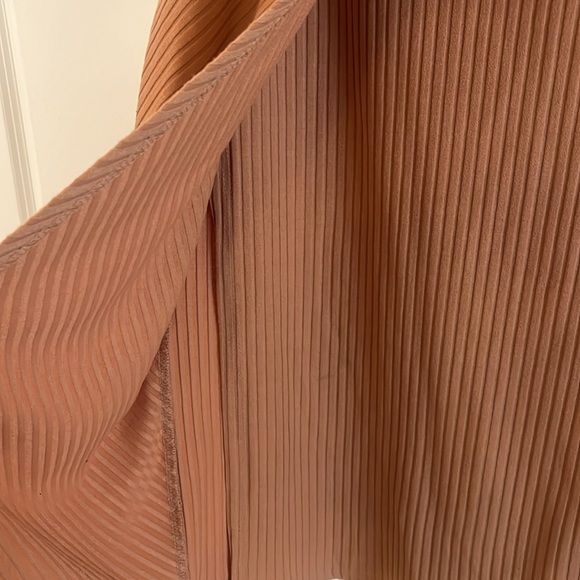 Ribbed Midi Wrap Skirt with Tortoise shell belt detailing , Size: M - Picture 16 of 16